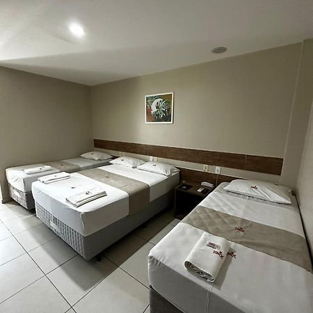 奥尼克斯机场酒店 劳鲁-迪弗雷塔斯 外观 照片